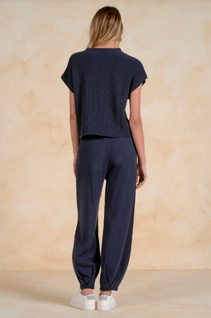 Ribbed cap sleeve top with pocket-elan sw11480
