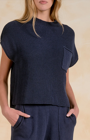 Ribbed cap sleeve top with pocket-elan sw11480