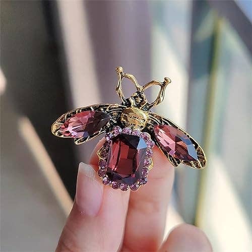 Vintage Glam Bee Brooch-Magnifique Hearts