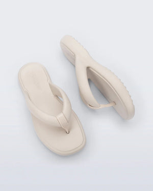 Free Low Flip Flop in Beige - Melissa