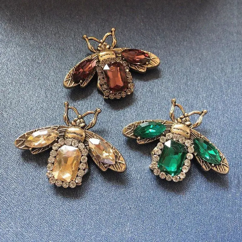 Vintage Glam Bee Brooch-Magnifique Hearts