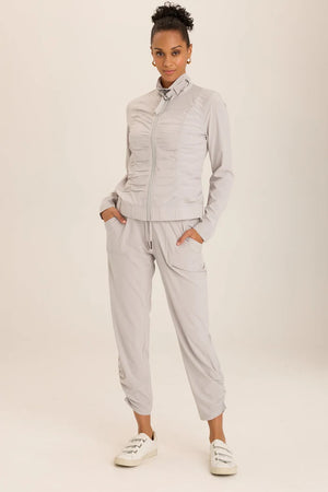 Momentum Jacket in Artic - Wearables