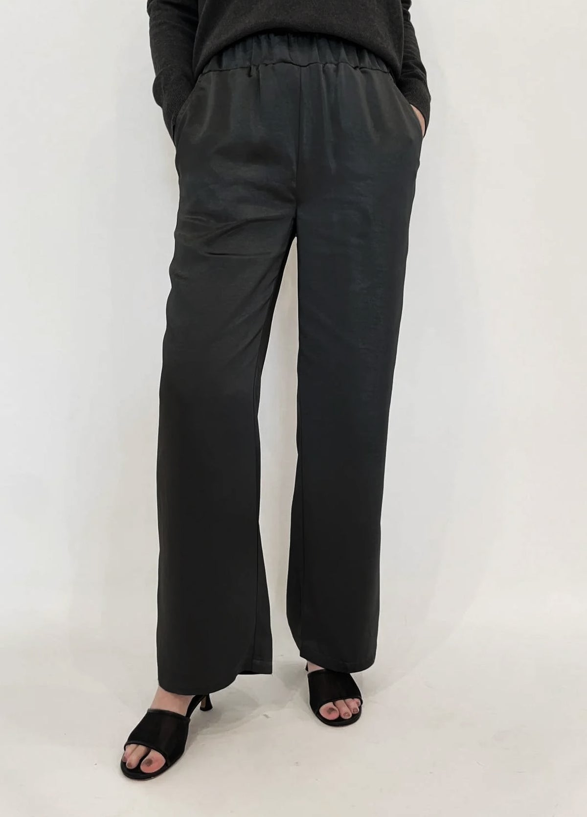 Satin Wide Leg Pant in Black - J Society
