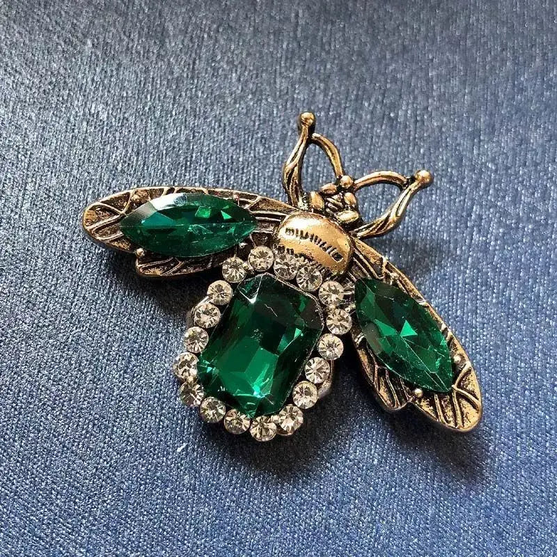Vintage Glam Bee Brooch-Magnifique Hearts