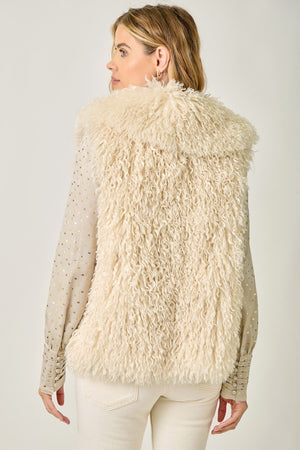 Shaggy Faux Fur Vest in Ivory - Mystree