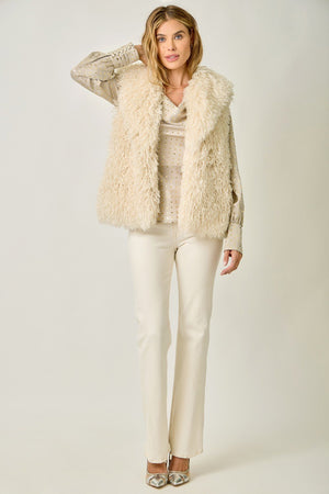 Shaggy Faux Fur Vest in Ivory - Mystree