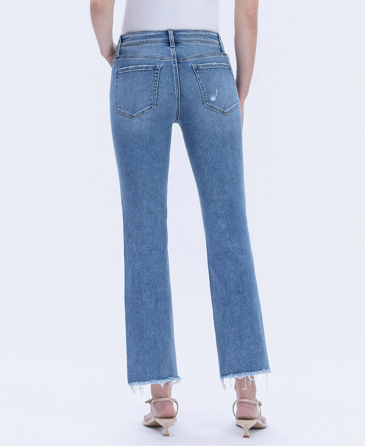 MID RISE MEDIUM WASH RAW HEM CROP STRAIGHT JEANS V2750N-Vervet