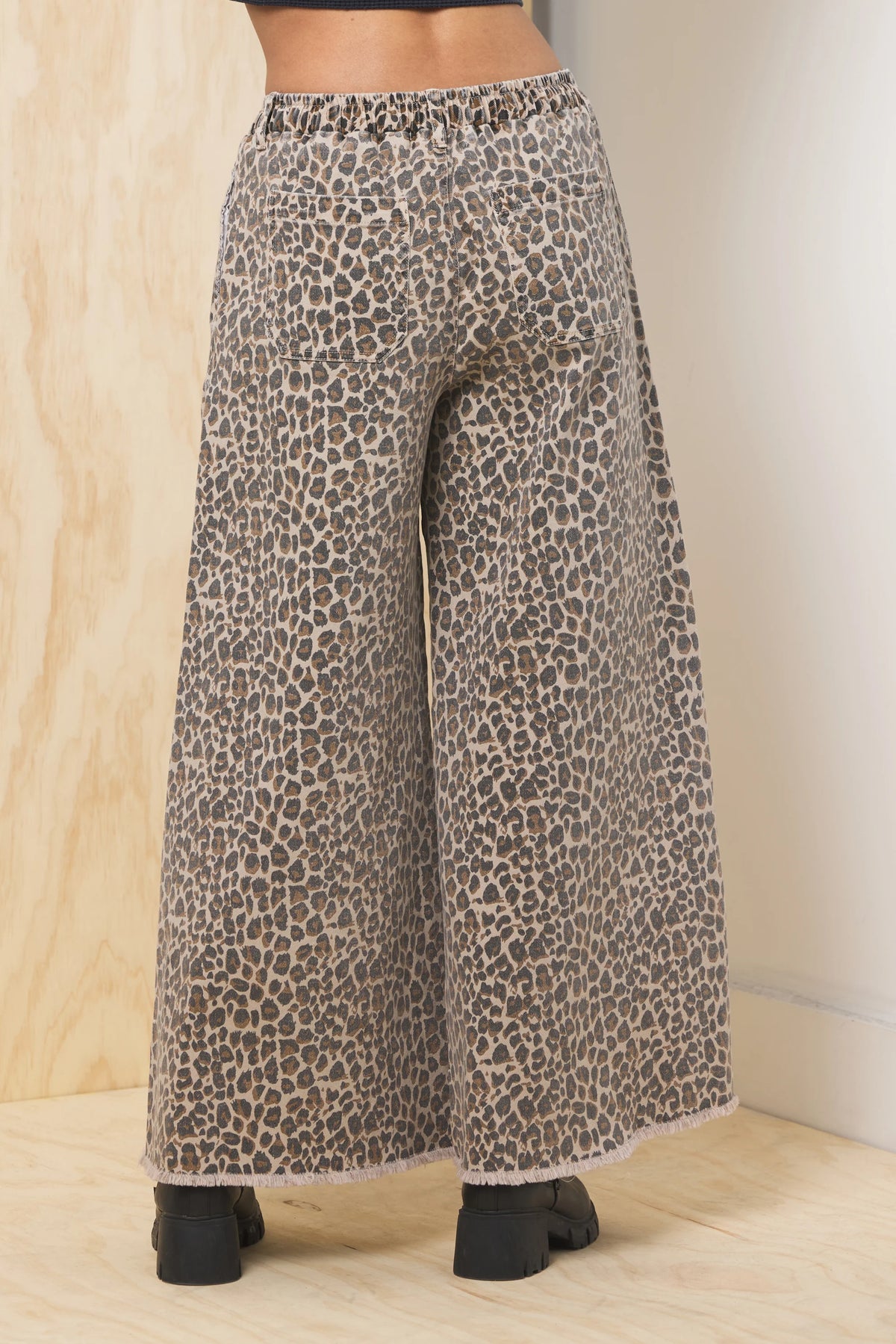 Stretch Denim in Leopard - Vintage Havana