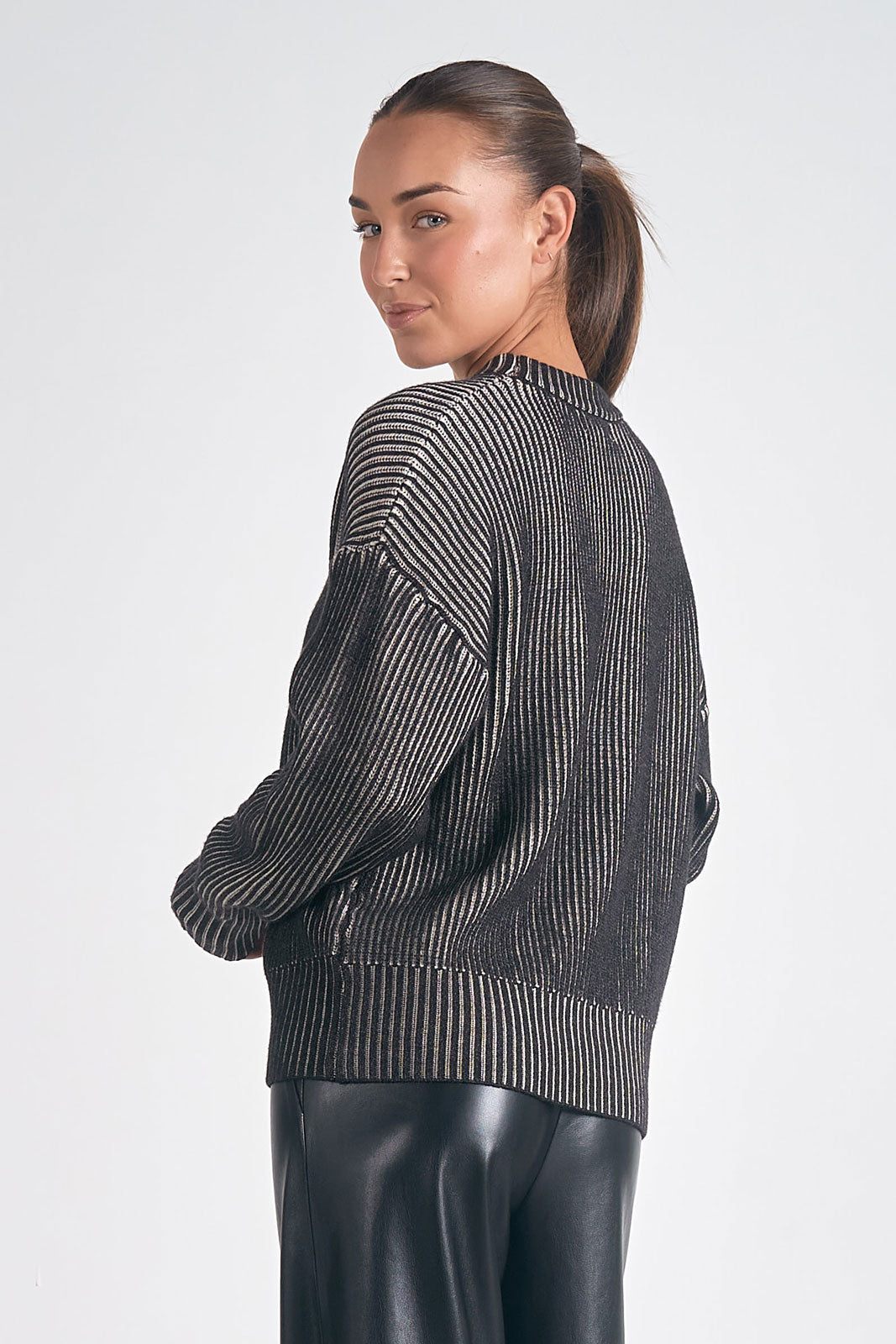Crewneck Rib Ombre Sweater in Black - Elan