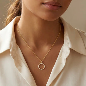 Standing O Pendant Nck-Ella Stein