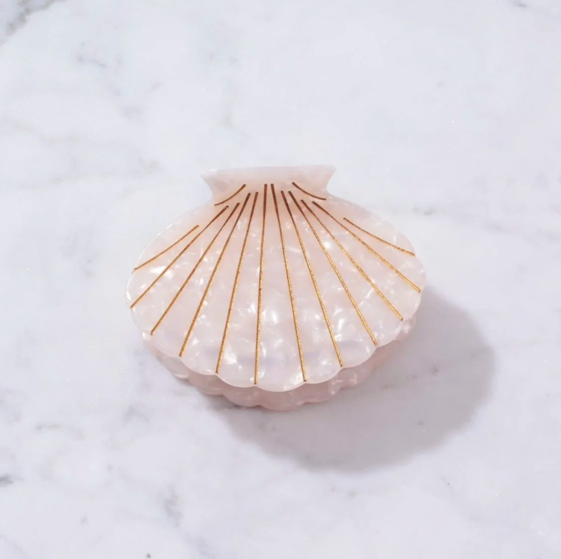 Scallop Shell lrg Hair Clip-Haven