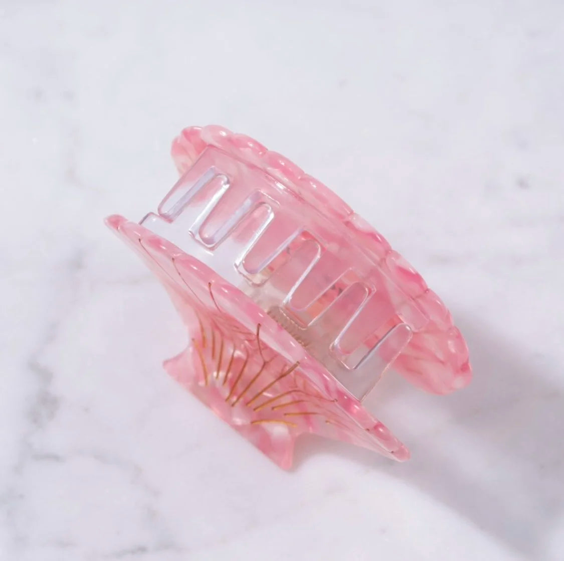 Scallop Shell lrg Hair Clip-Haven
