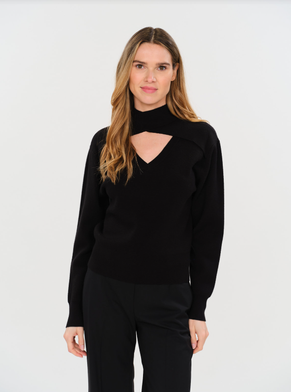Taylor criss cross key hole top-Six fifty Sf2416