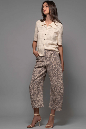 Leopard print barrel jean-Urban Daizy