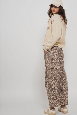 Leopard print barrel jean-Urban Daizy