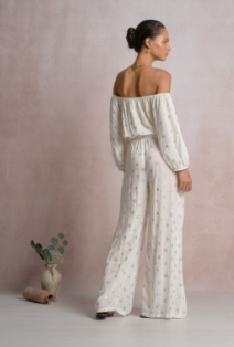 off shoulder polka dot top-elan rpf11581