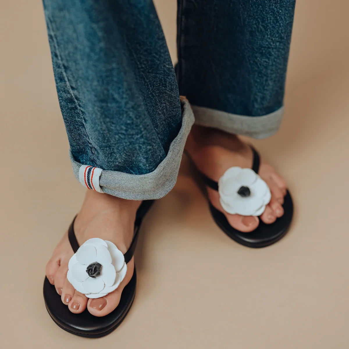 Valentina Flower Sandal in Black/White - Solei Sea