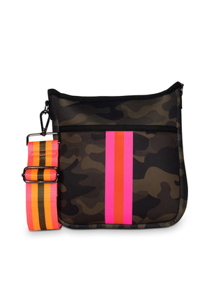Haute Shore - Jeri Ocean Crossbody (Jeri, Navy Camo w/Black Sides)