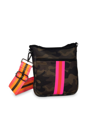 Haute Shore - Jeri Ocean Crossbody (Jeri, Navy Camo w/Black Sides) alt view 1