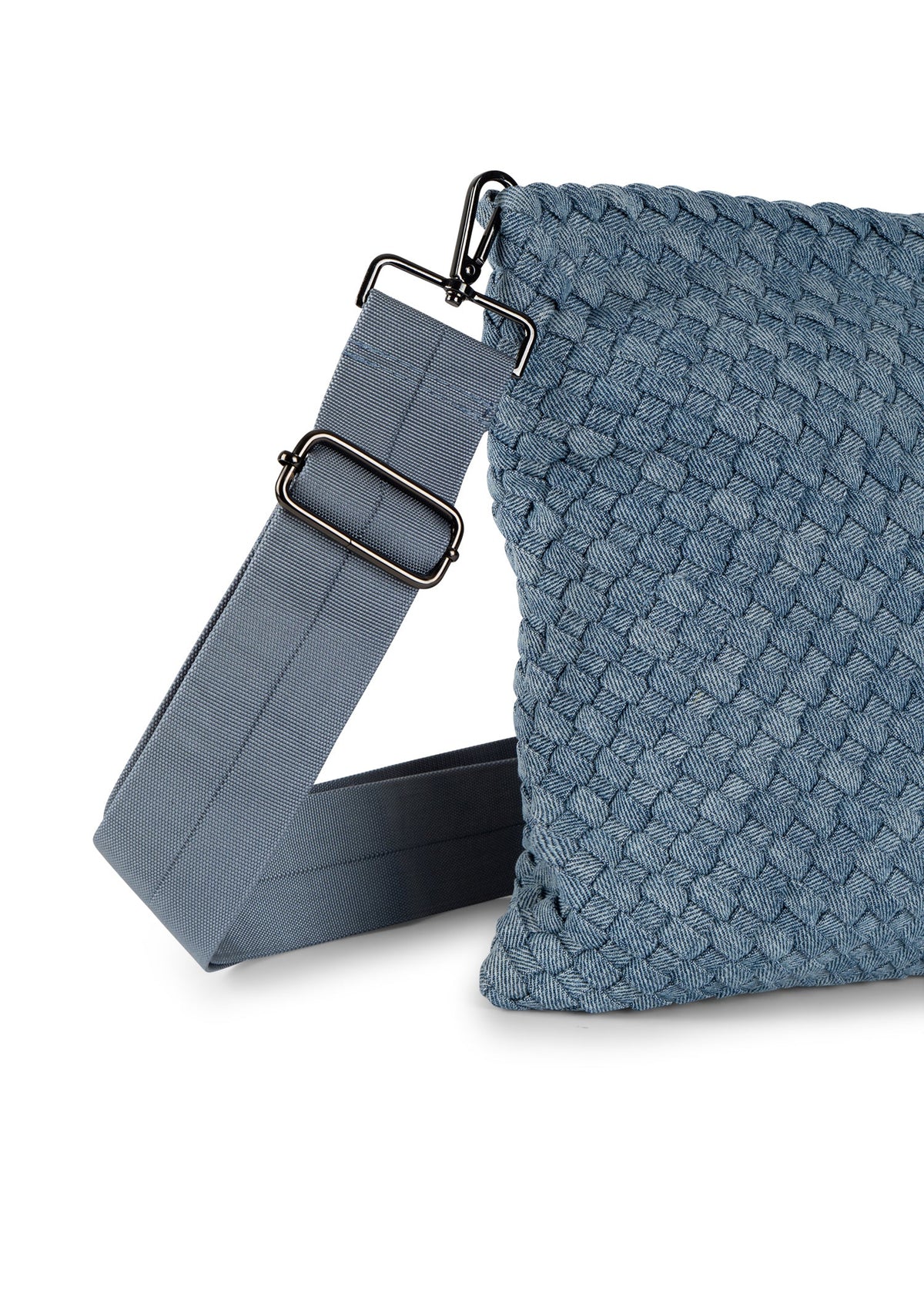 Huate Shore - Val Montreal Convertible Woven Crossbody alt view 2